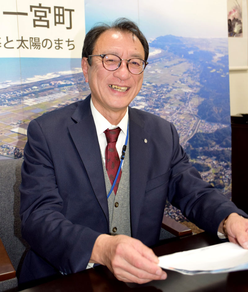 馬淵昌也・一宮町長