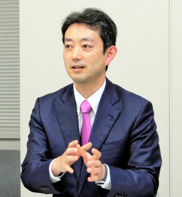 熊谷俊人氏