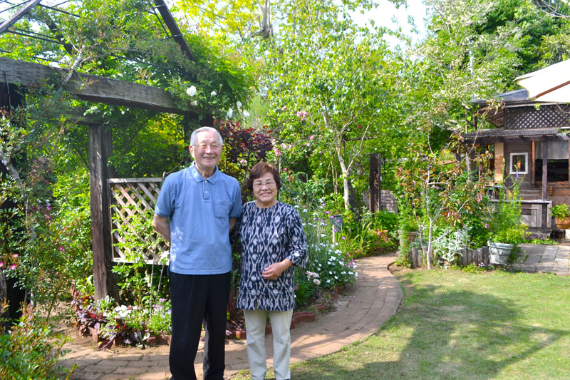 羽根井夫妻が約半世紀にわたり整備してきたこだわりの庭園＝佐倉市